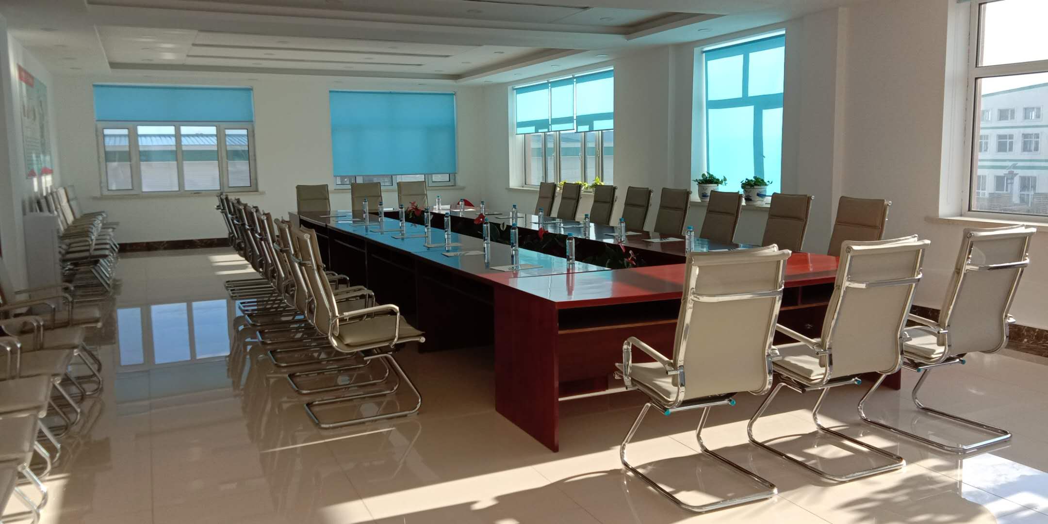 会议室(图1)